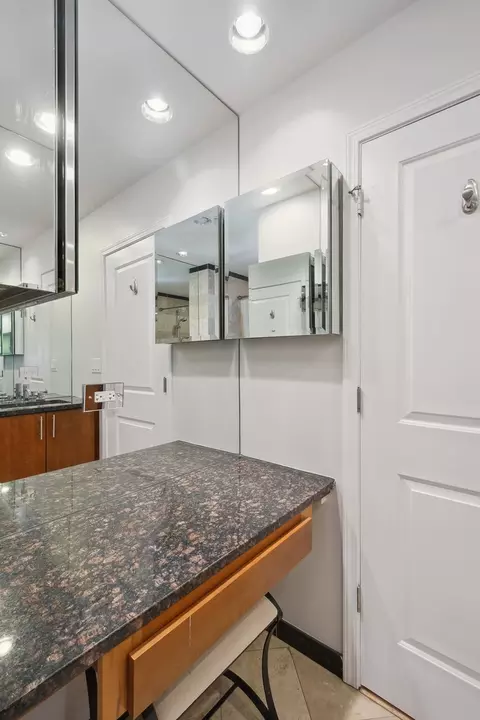 Other - 30 E Huron St #5601, Chicago, IL 60611 photo 1 of 3