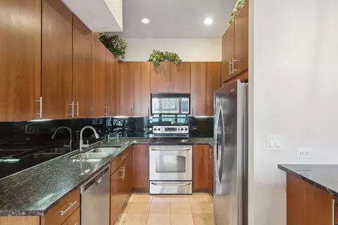 Kitchen - 30 E Huron St #5601, Chicago, IL 60611 photo 2 of 3
