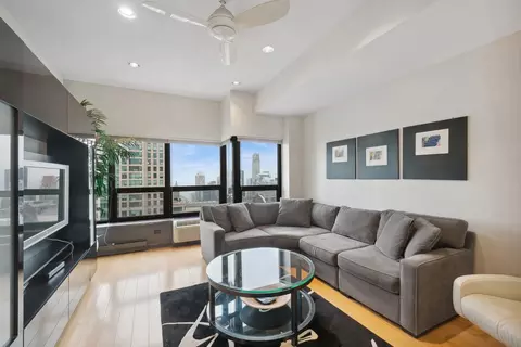 Living - 30 E Huron St #5601, Chicago, IL 60611 photo 1 of 6
