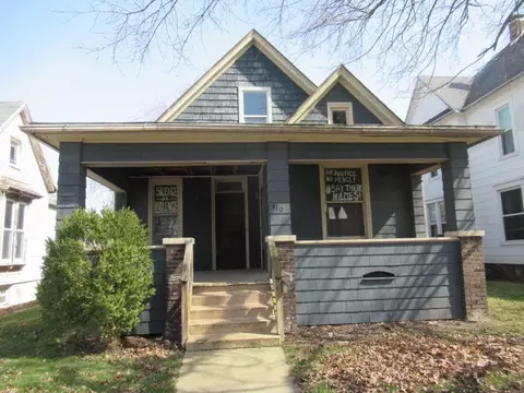 410 N Monroe St, Clinton, IL 61727