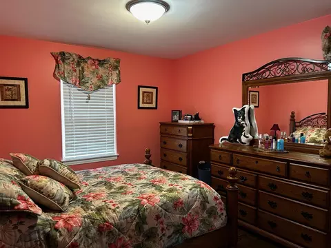 Bedroom - 4000 Prescott Ave, Lyons, IL 60534 photo 1 of 2