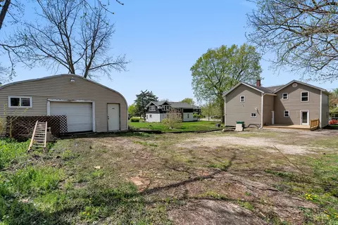 Exterior - 418 S State St, Lockport, IL 60441 photo 4 of 10