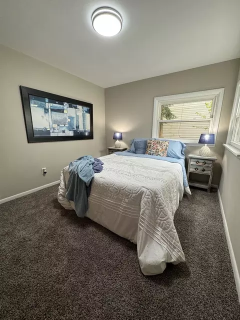688 Columbia Ave, Elgin, IL 60120 photo 6