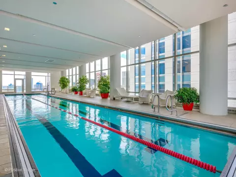 Exterior - 340 E Randolph St #1003, Chicago, IL 60601 photo 3 of 3