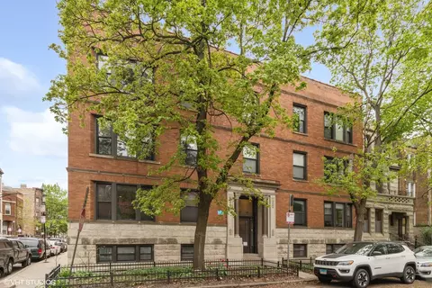 605 W Arlington Pl #1, Chicago, IL 60614