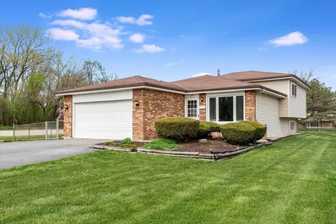 3950 151st Pl, Midlothian, IL 60445