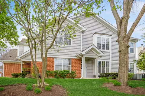 282 Sheffield Dr #19027, Schaumburg, IL 60194