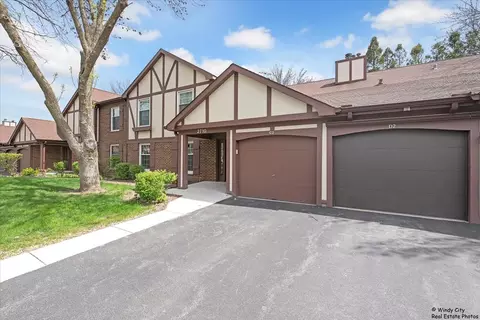 2710 Northampton Dr #D2, Rolling Meadows, IL 60008 photo 2