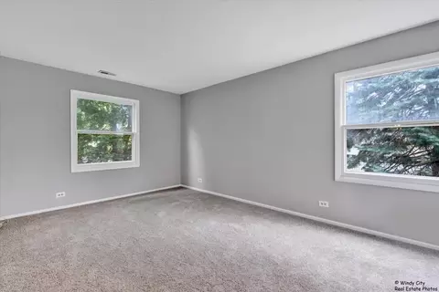 2710 Northampton Dr #D2, Rolling Meadows, IL 60008 photo 12