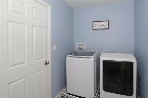Other - 320 Longview Dr, Elgin, IL 60124 photo 4 of 4