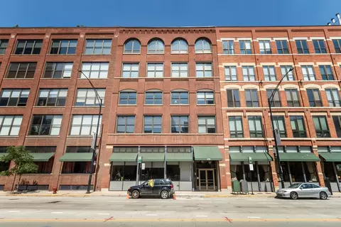 420 W Grand Ave #5D, Chicago, IL 60654