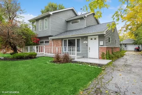 328 Mohawk St, Park Forest, IL 60466