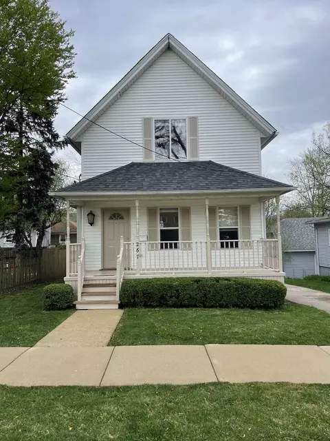 267 College St, Elgin, IL 60120
