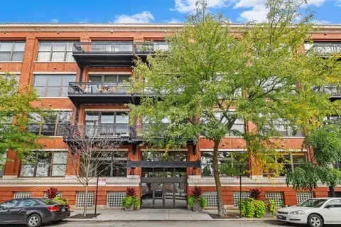 1040 W Adams St #457, Chicago, IL 60607
