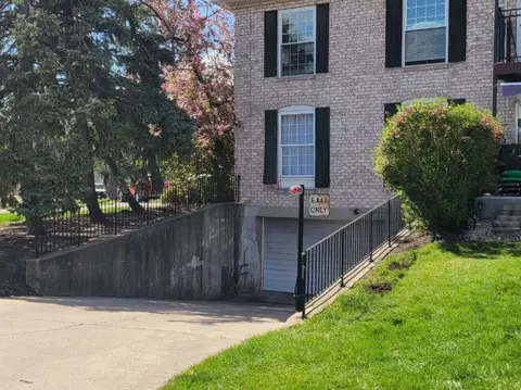 Exterior - 5300 Carriageway Dr #304, Rolling Meadows, IL 60008 photo 2 of 9