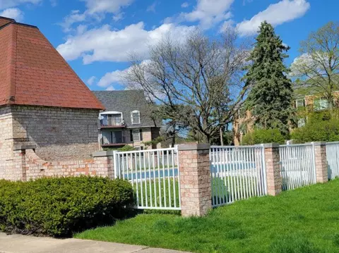 Other - 5300 Carriageway Dr #304, Rolling Meadows, IL 60008 photo 1 of 5