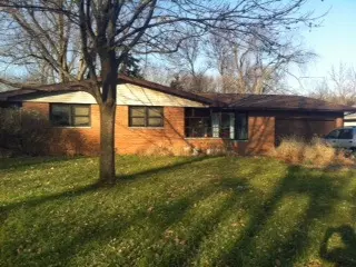 308 Buena Vista Dr, Champaign, IL 61820