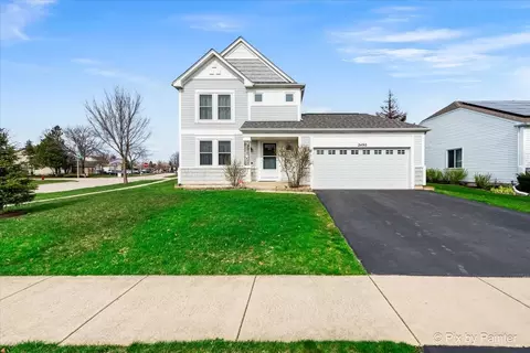 2490 Wexford Ln, Lake In The Hills, IL 60156