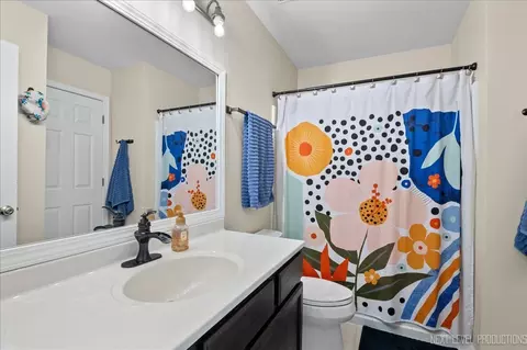 Bath - 483 E Willow St, Elburn, IL 60119 photo 2 of 2