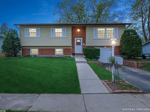 6650 Deerpath Ln, Hanover Park, IL 60133