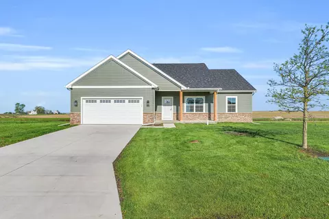 214 Northpointe Dr, Gifford, IL 61847