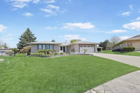 Exterior - 871 Groton Ct, Bartlett, IL 60103 photo 2 of 6
