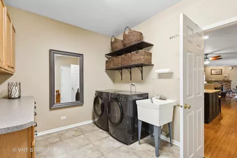 285 Buckingham Dr, Algonquin, IL 60102 photo 13
