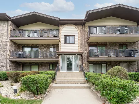 13515 Le Claire Ave #51, Crestwood, IL 60445