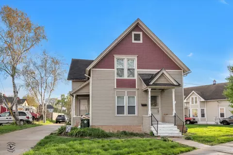 212 Williams St, Aurora, IL 60506