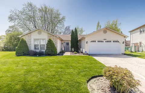 1769 Hemlock Dr, Glendale Heights, IL 60139