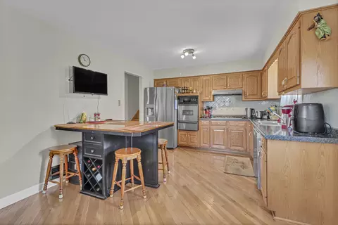 8960 W 86th St, Justice, IL 60458 photo 9