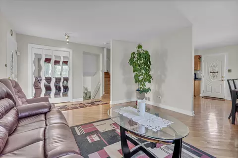 8960 W 86th St, Justice, IL 60458 photo 13