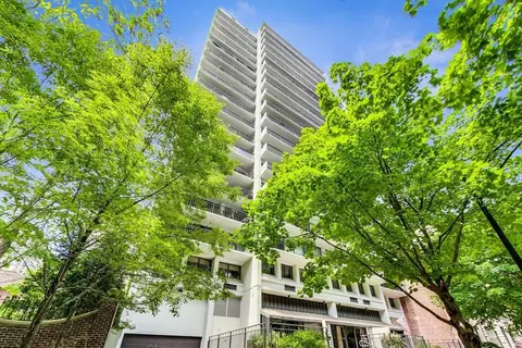 1430 N Astor St #15A, Chicago, IL 60610
