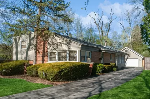 1549 Arbor Ave, Highland Park, IL 60035
