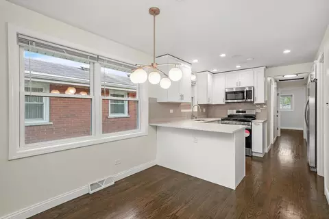 Kitchen - 11620 S Ada St, Chicago, IL 60643 photo 2 of 7