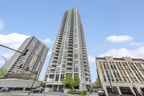 2020 N Lincoln Park W #36C, Chicago, IL 60614