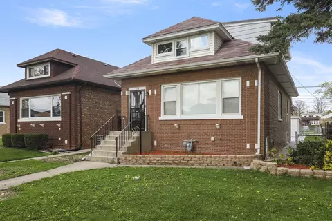153 Bellwood Ave, Bellwood, IL 60104