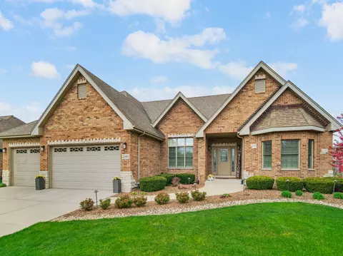 2101 Edgeview Dr, New Lenox, IL 60451