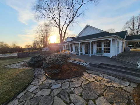 630 E Greenview Rd, Itasca, IL 60143 photo 12
