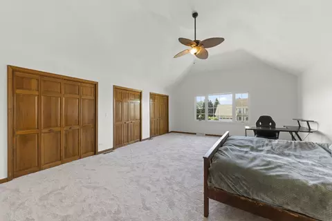 Bedroom - 1754 S Naperville Rd, Wheaton, IL 60189 photo 7 of 8