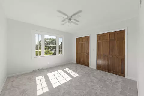 Bedroom - 1754 S Naperville Rd, Wheaton, IL 60189 photo 6 of 8