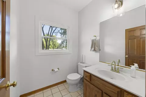 Bath - 1754 S Naperville Rd, Wheaton, IL 60189 photo 1 of 5