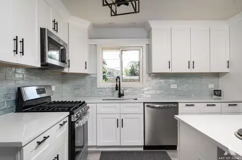 Kitchen - 7751 W 80th Pl, Bridgeview, IL 60455 photo 2 of 3