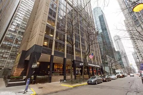 233 Erie St #1407, Chicago, IL 60611