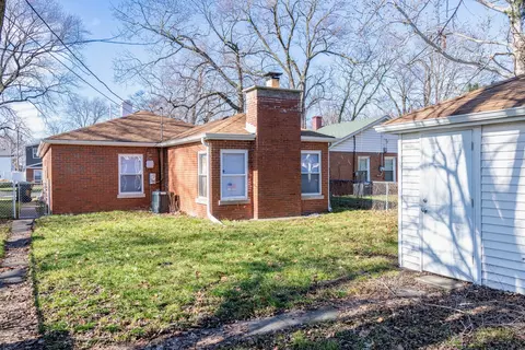 Exterior - 14801 Oak St, Dolton, IL 60419 photo 6 of 8