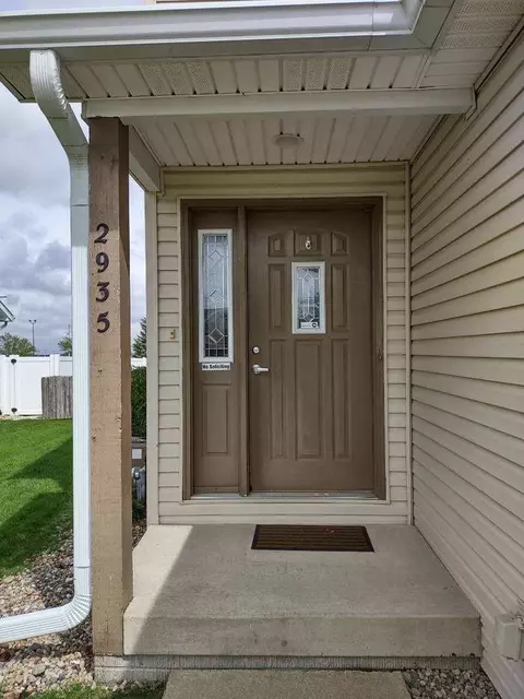 2935 Benson Ln, Normal, IL 61761 photo 2
