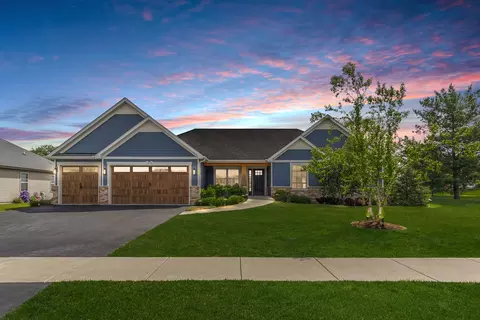 1638 Cornerstone Dr, Yorkville, IL 60560
