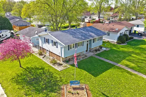 1802 Herbert St, Streator, IL 61364