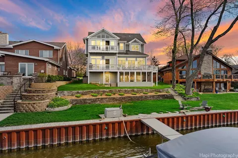 25396 W Columbia Bay Dr, Lake Villa, IL 60046