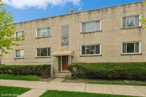 2755 W Gregory St #1W, Chicago, IL 60625